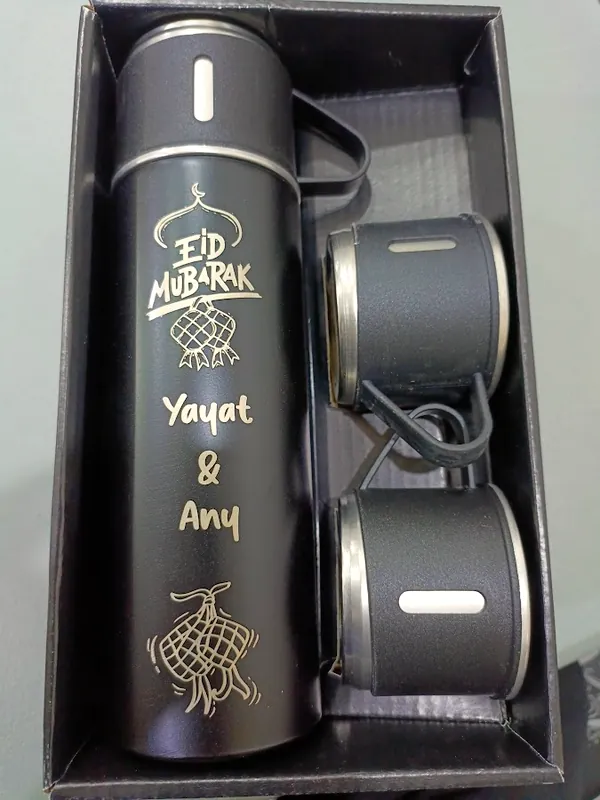 Hampers tumbler eksklusif dengan dua cangkir